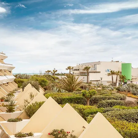 Village Naturiste R4n - Obsession Heliopolis Sea View אגדה